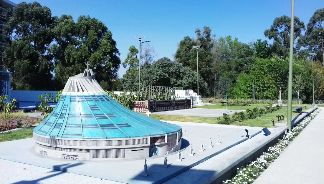 Basílica de Guadalupe, Paque de la Constancia Basílica de Guadalupe, Paque de la Constancia