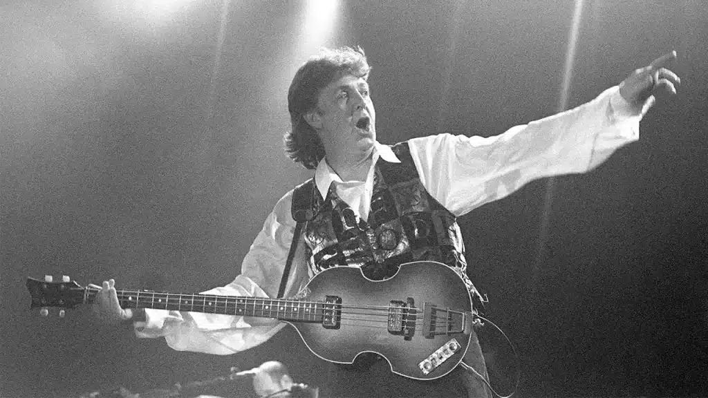 Paul McCartney en The New World Tour Paul McCartney en The New World Tour