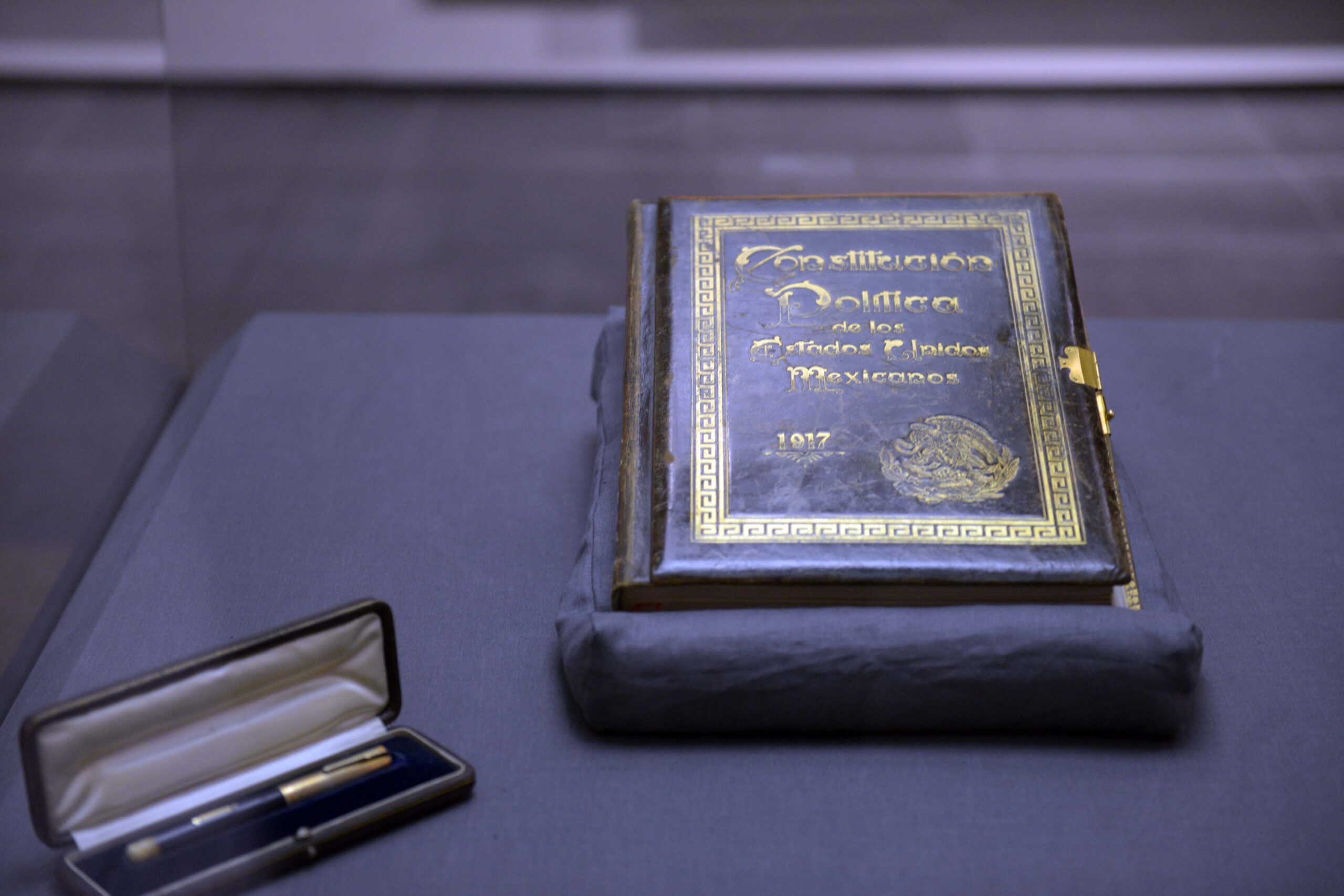 Constituciones de México. Constituciones de México.