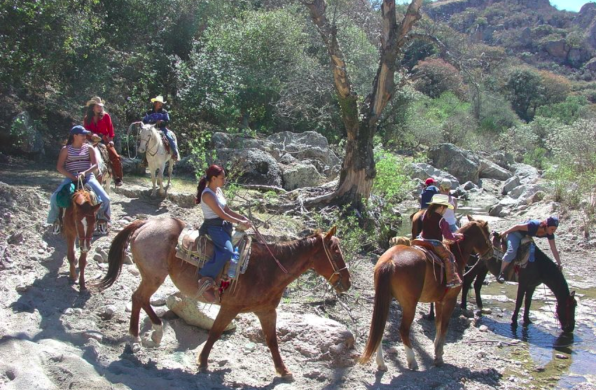 Aventura en caballo en San Miguel de Allende Aventura en caballo en San Miguel de Allende