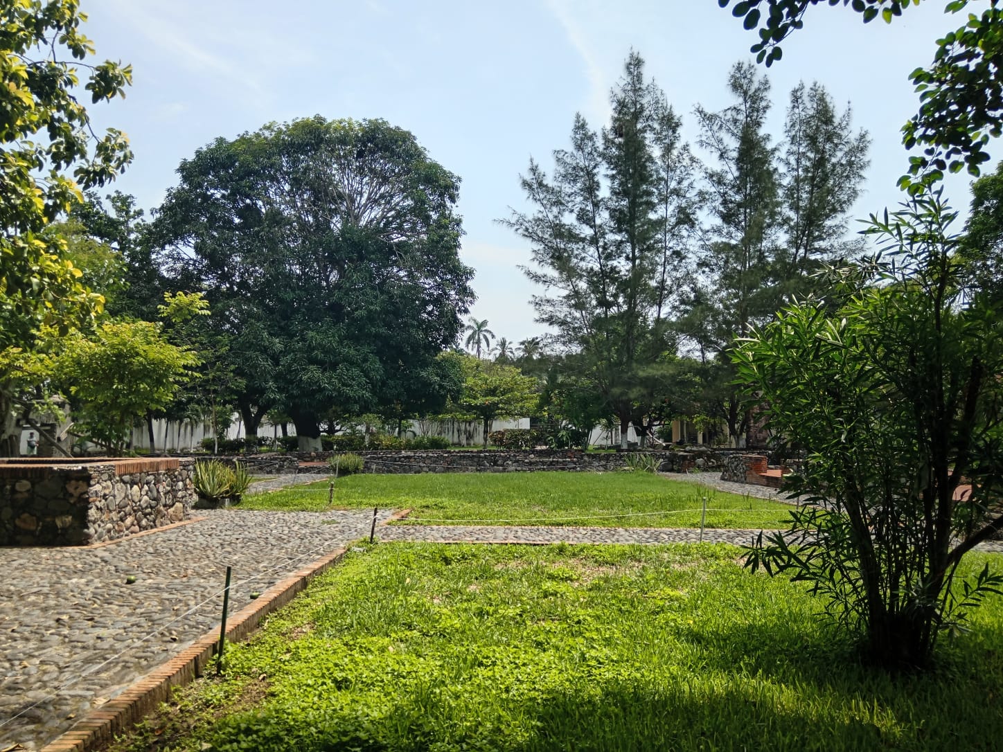 A 28 kilómetros del puerto de Veracruz se localiza La Antigua Veracruz, un lugar lleno de historia que cuenta los inicios de lo que hoy conocemos como nuestro país.